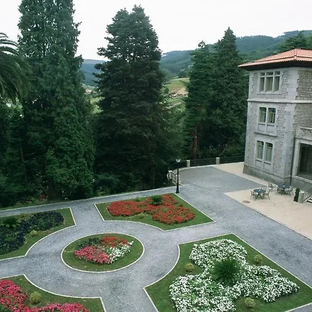 Hotel De 4*