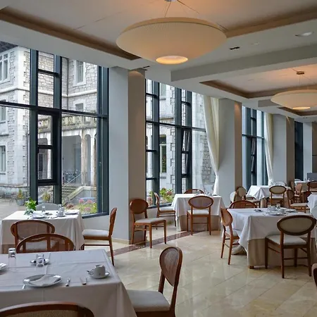 De Hotel