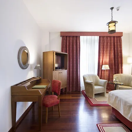 De Hotel 4*