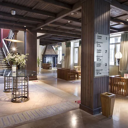 De מלון לימפיאס