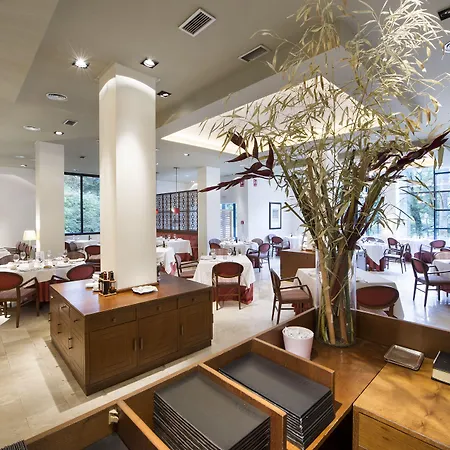 De מלון לימפיאס