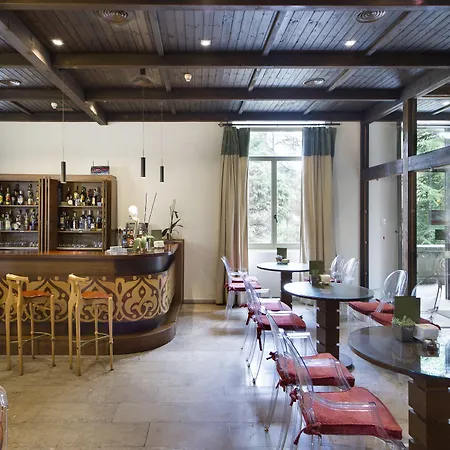 De 4* לימפיאס