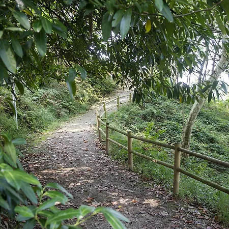 מלון De לימפיאס