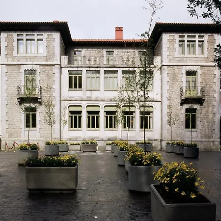 De 4* לימפיאס